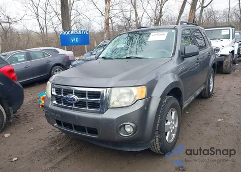 2010 Ford Escape Xlt from USA, damaged, VIN 1FMCU9DG0AKC84549